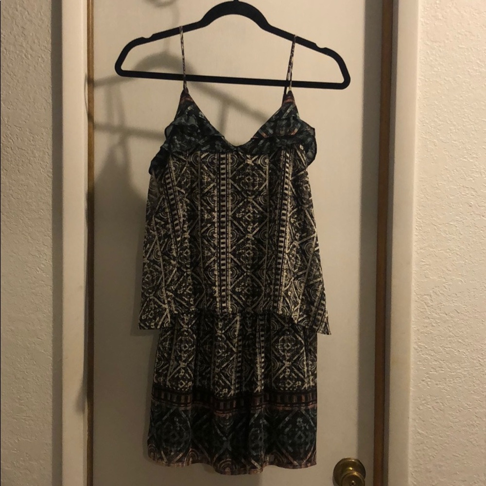 ✨IXHILARATION/ Ikat Pop-Over Romper✨